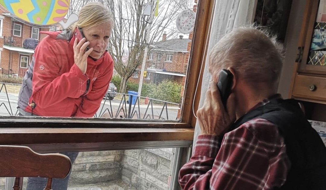 Communiquer avec ses proches malgré l’isolement
