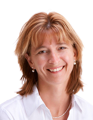 Julie Gladu -coordonnatrice des volets infirmières praticiennes spécialisées (IPS) et qualité et sécurité des soins à la Direction des soins infirmiers