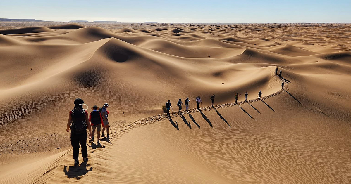 Marcher pour la santé mentale… dans le désert!