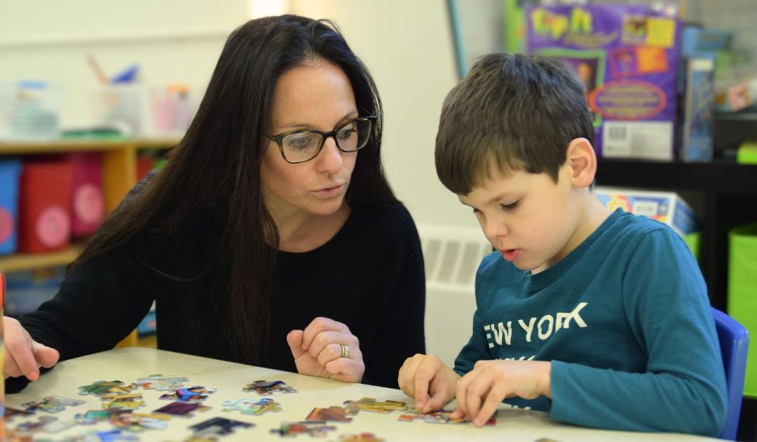 TSA : comment orienter les parents avec bienveillance?