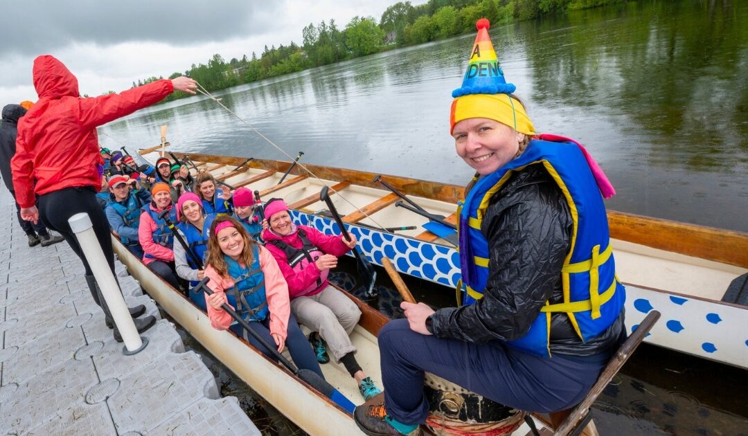 Au cœur d’une course de bateaux-dragons