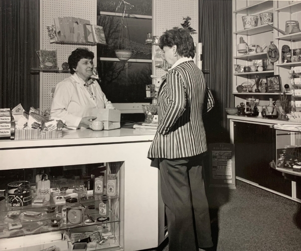 Image d'archives en noir et blanc. 