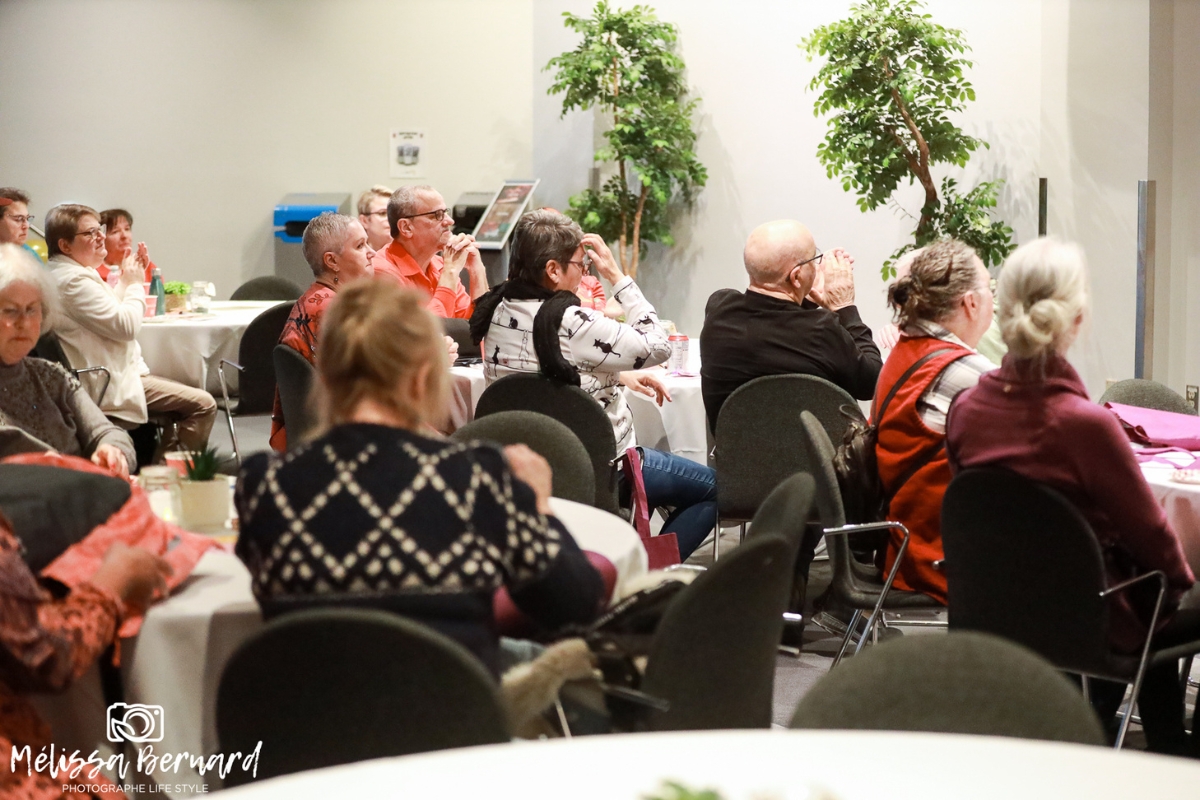 Une activité a été spécialement organisée pour reconnaître l’apport inestimable des familles accueillant des personnes qui ne peuvent plus demeurer à domicile (jeunes, adultes ou personnes aînées).  